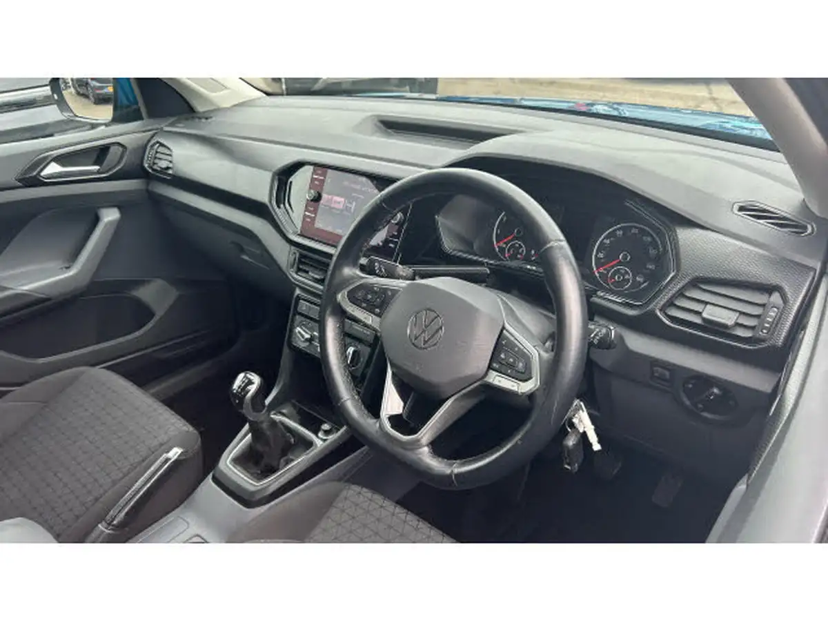 2021-volkswagen-t-cross-10-tsi-se-110ps-big-5