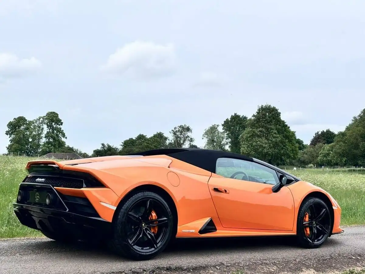 2021-lamborghini-huracan-big-5