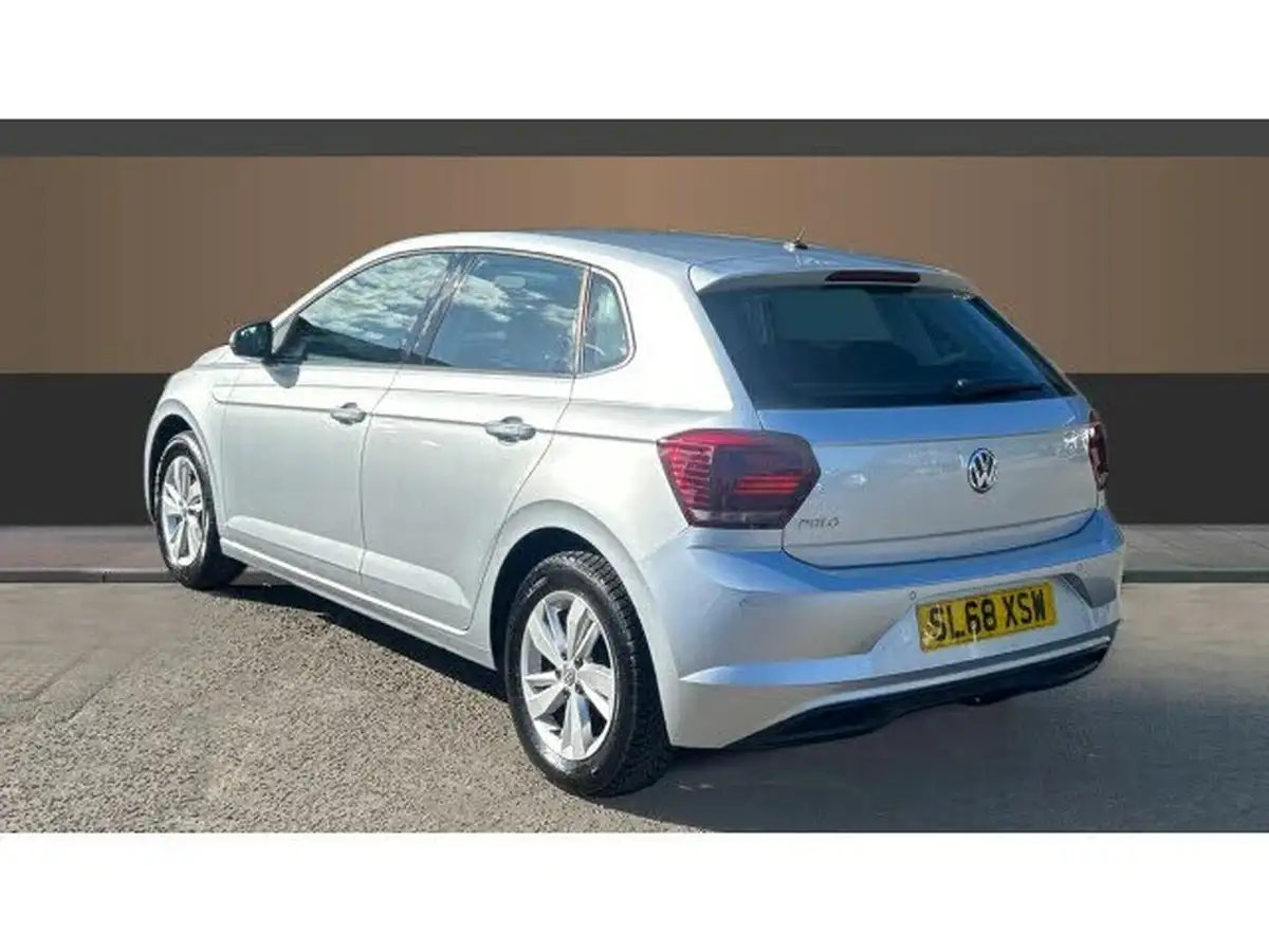 2018-volkswagen-polo-10-se-65ps-evo-big-1