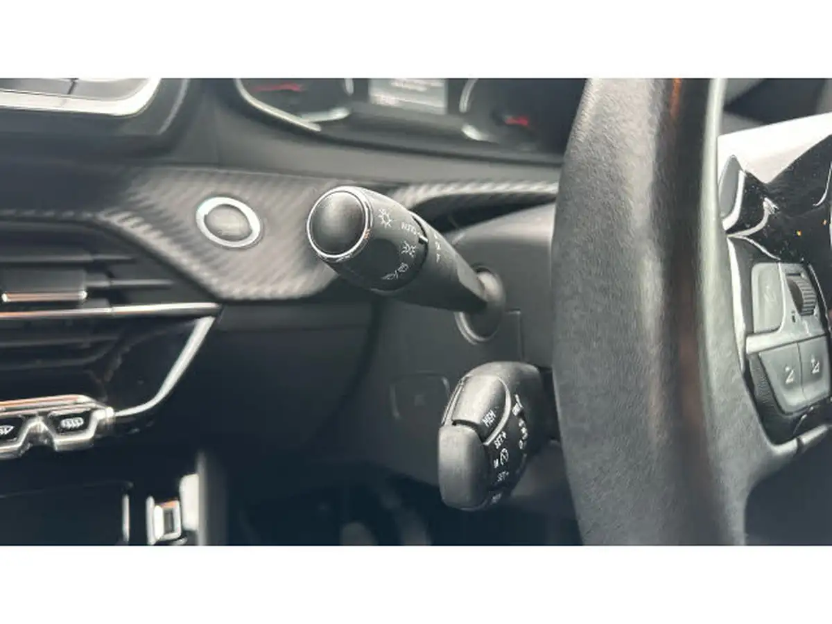 2021-peugeot-208-12-puretech-allure-100bhp-big-28