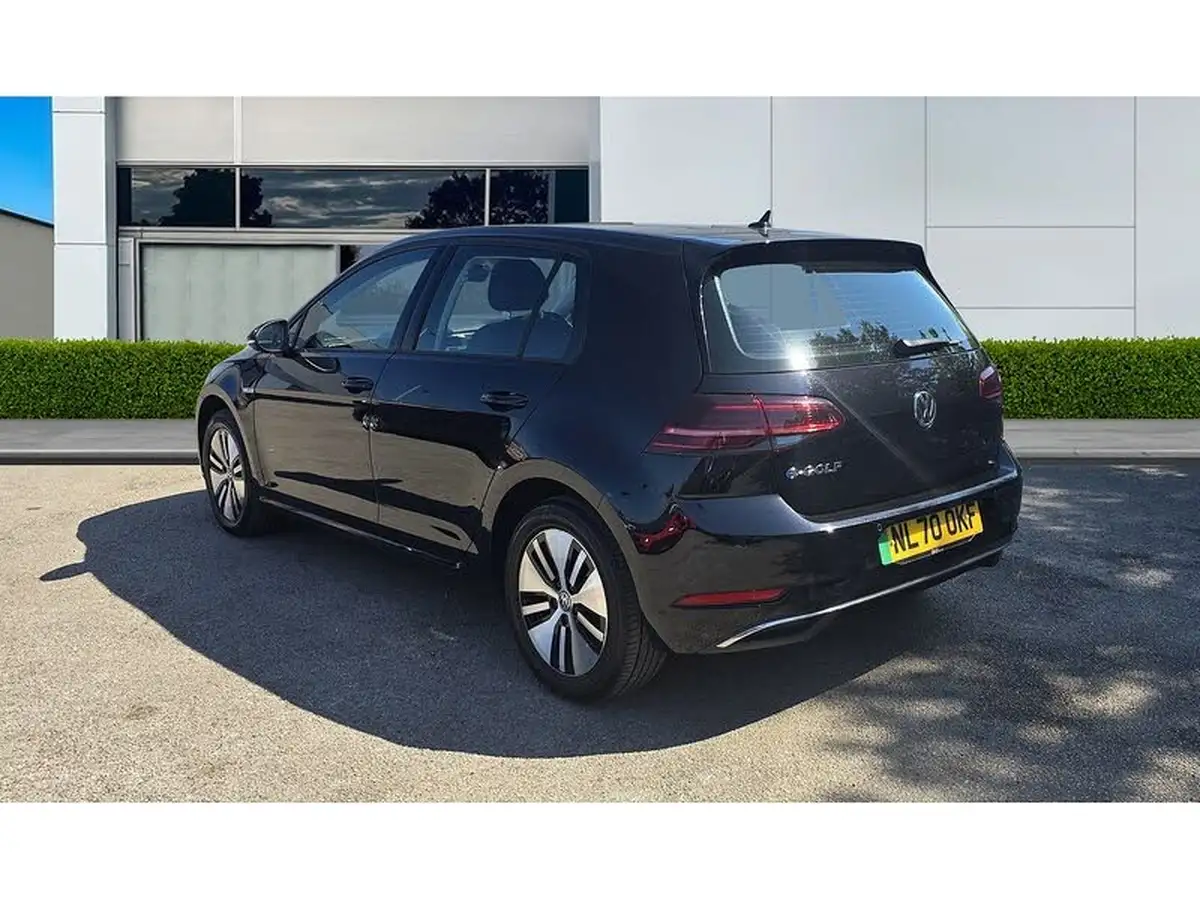 2020-volkswagen-golf-e-e-golf-big-3