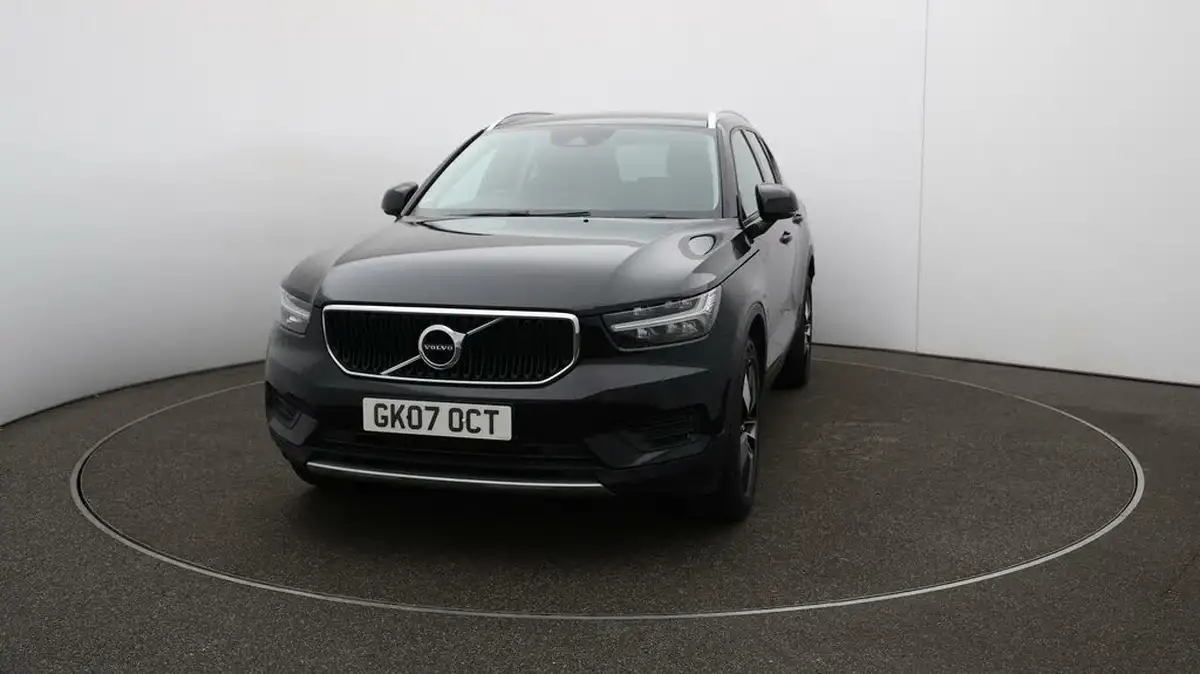2019-volvo-xc40-20td-d3-momentum-big-37