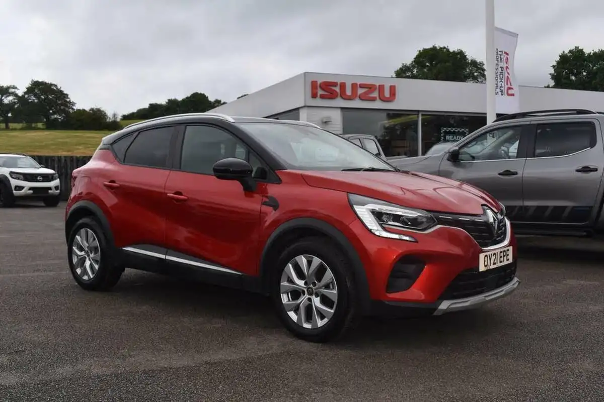 2021-renault-captur-13-tce-iconic-130bhp-big-10