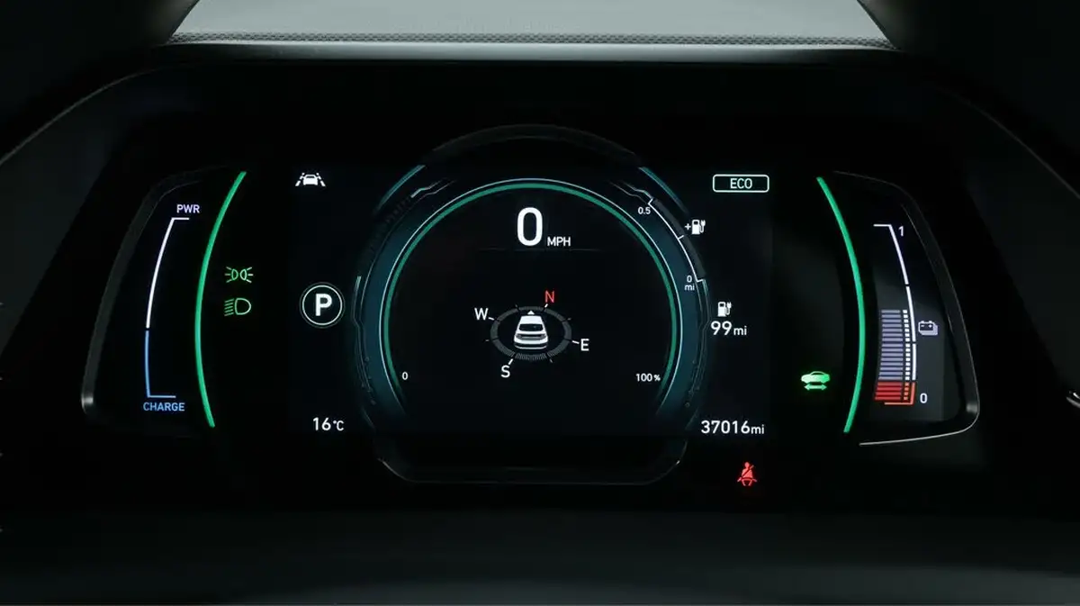 2021-hyundai-ioniq-e-premium-se-electric-100kw-big-10