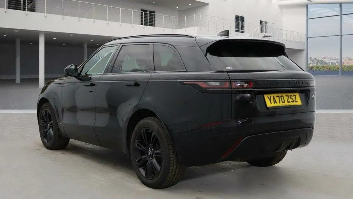 2021-land-rover-range-rover-velar-20-d200-velar-edition-big-6