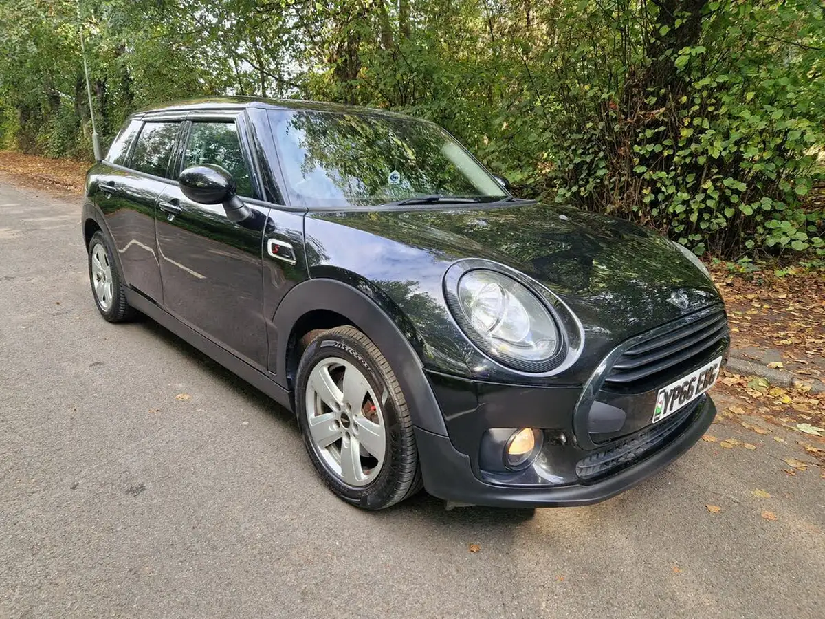 2016-mini-clubman-20td-cooper-d-auto-big-0