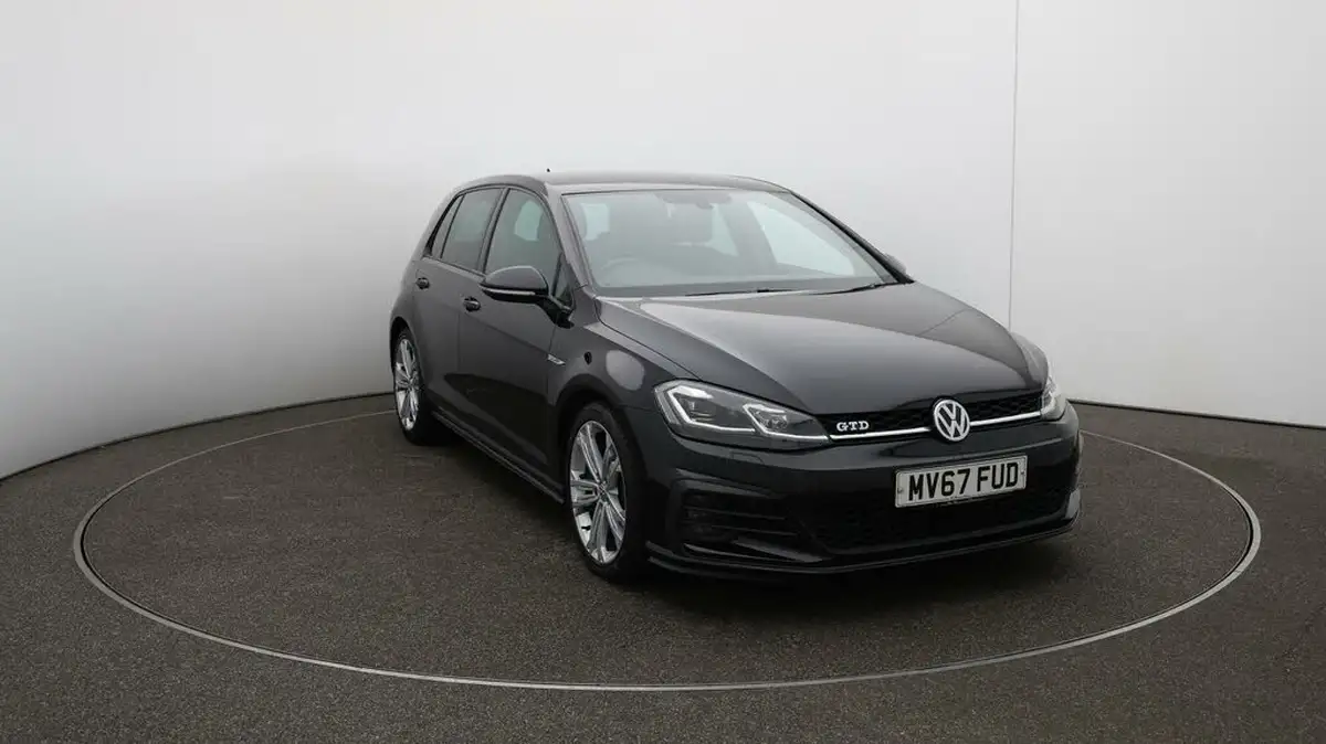 2017-volkswagen-golf-20tdi-gtd-ss-hatchback-5d-dsg-big-23