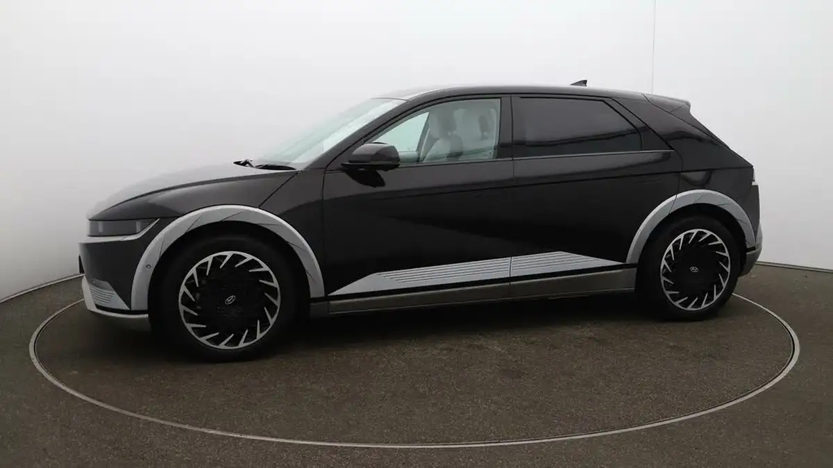 2022-hyundai-ioniq-5-e-ultimate-217ps-73kwh-rwd-big-58