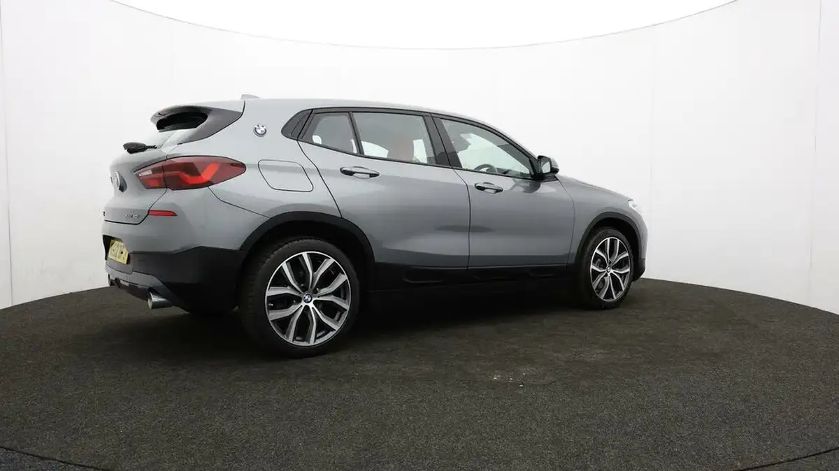 2021-bmw-x2-20-xdrive20i-sport-big-33