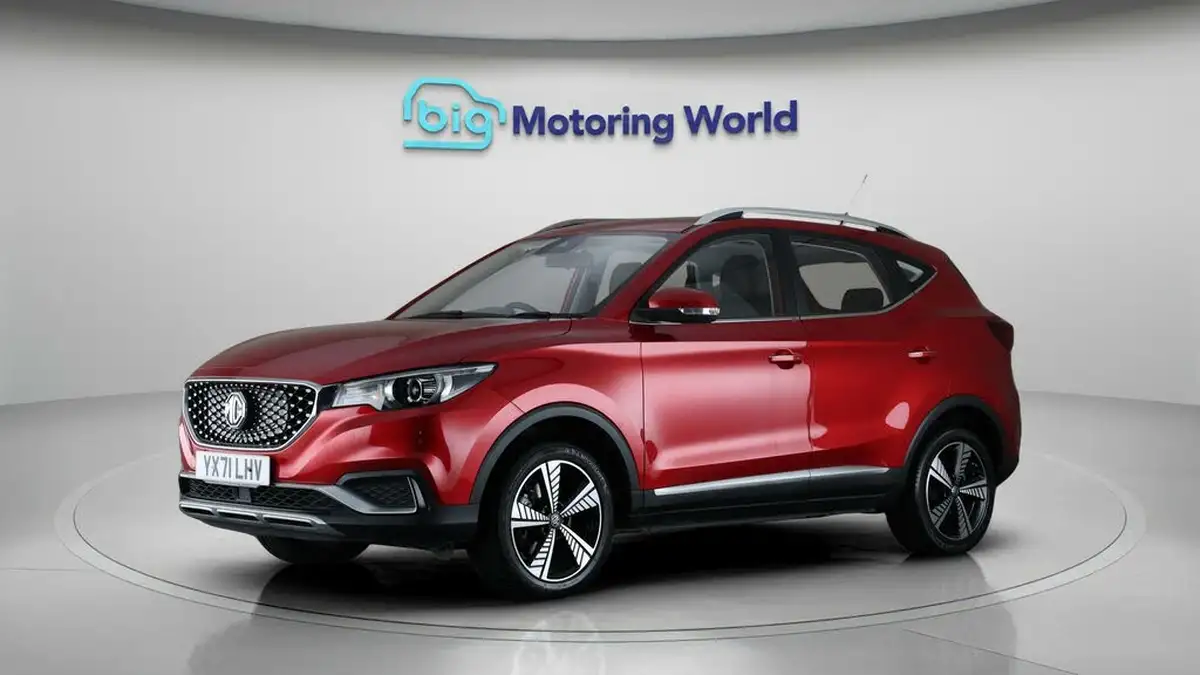 2021-mg-zs-suv-e-exclusive-ev-big-3