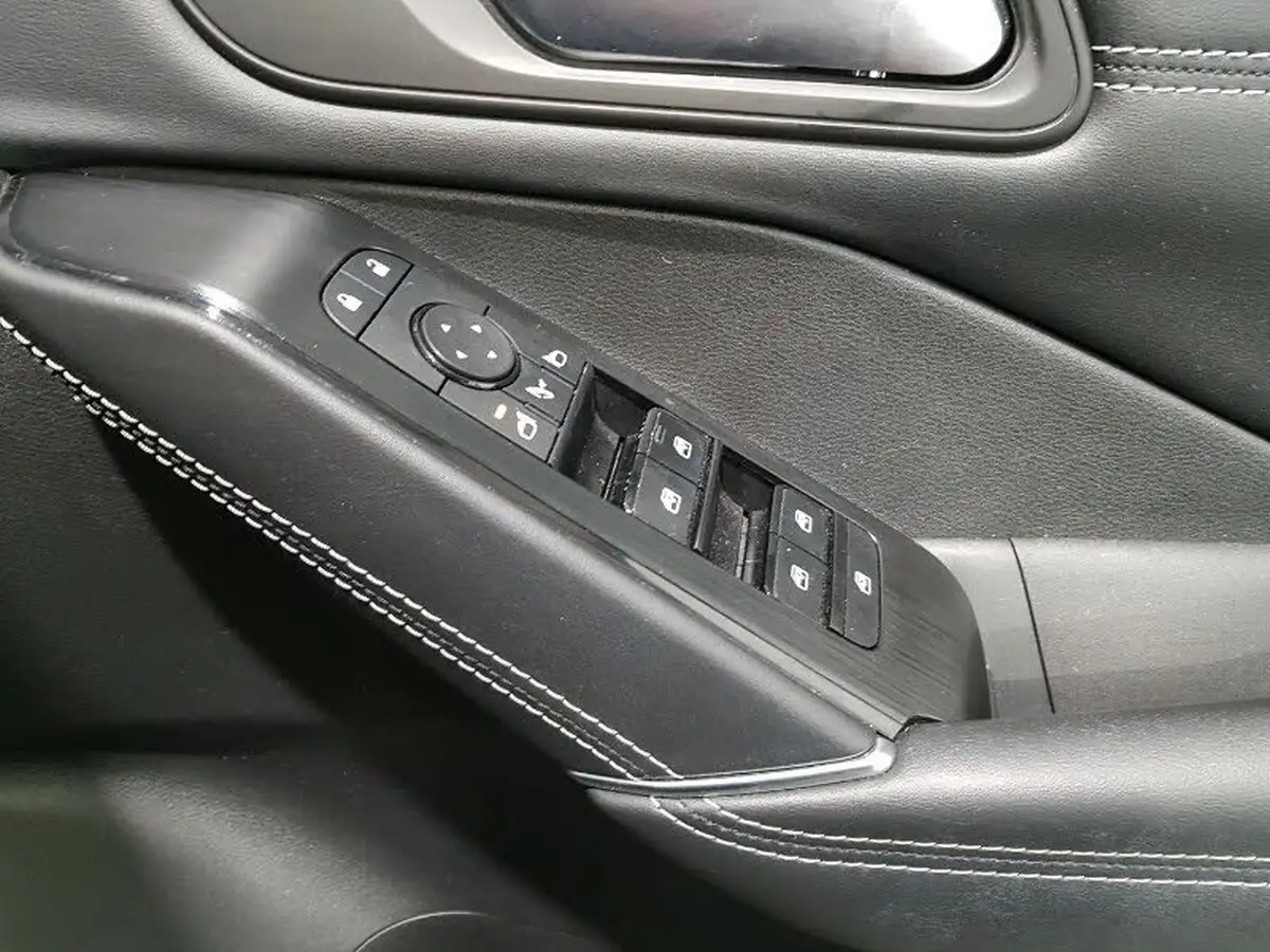 2022-nissan-qashqai-13-dig-t-n-connecta-160ps-auto-big-18