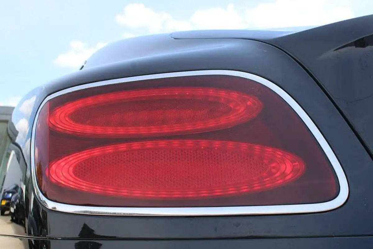 2016-bentley-continental-40-gt-v8-s-coupe-big-35