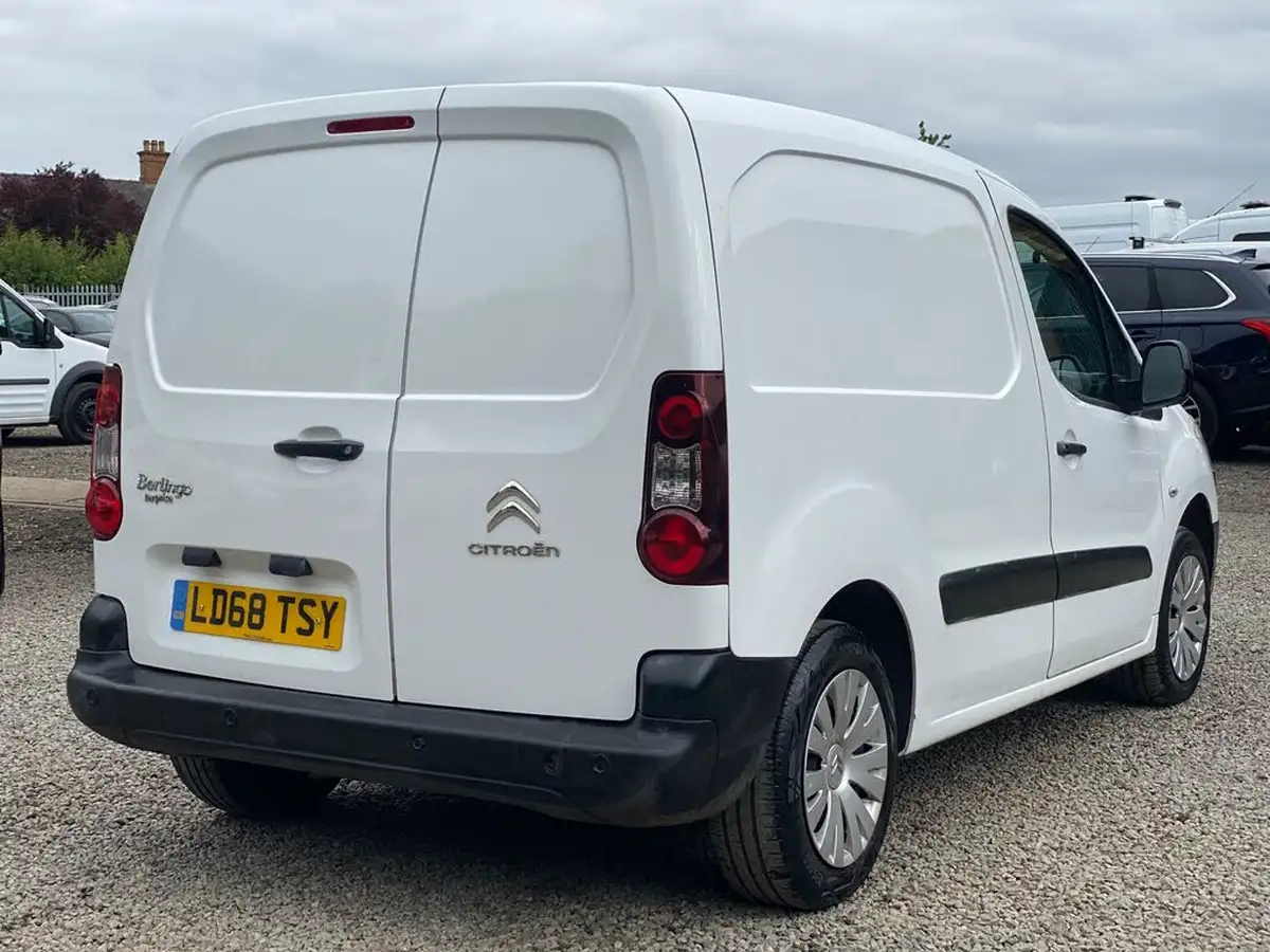 2018-citroen-berlingo-16td-l1625-enterprise-special-edition-panel-big-4