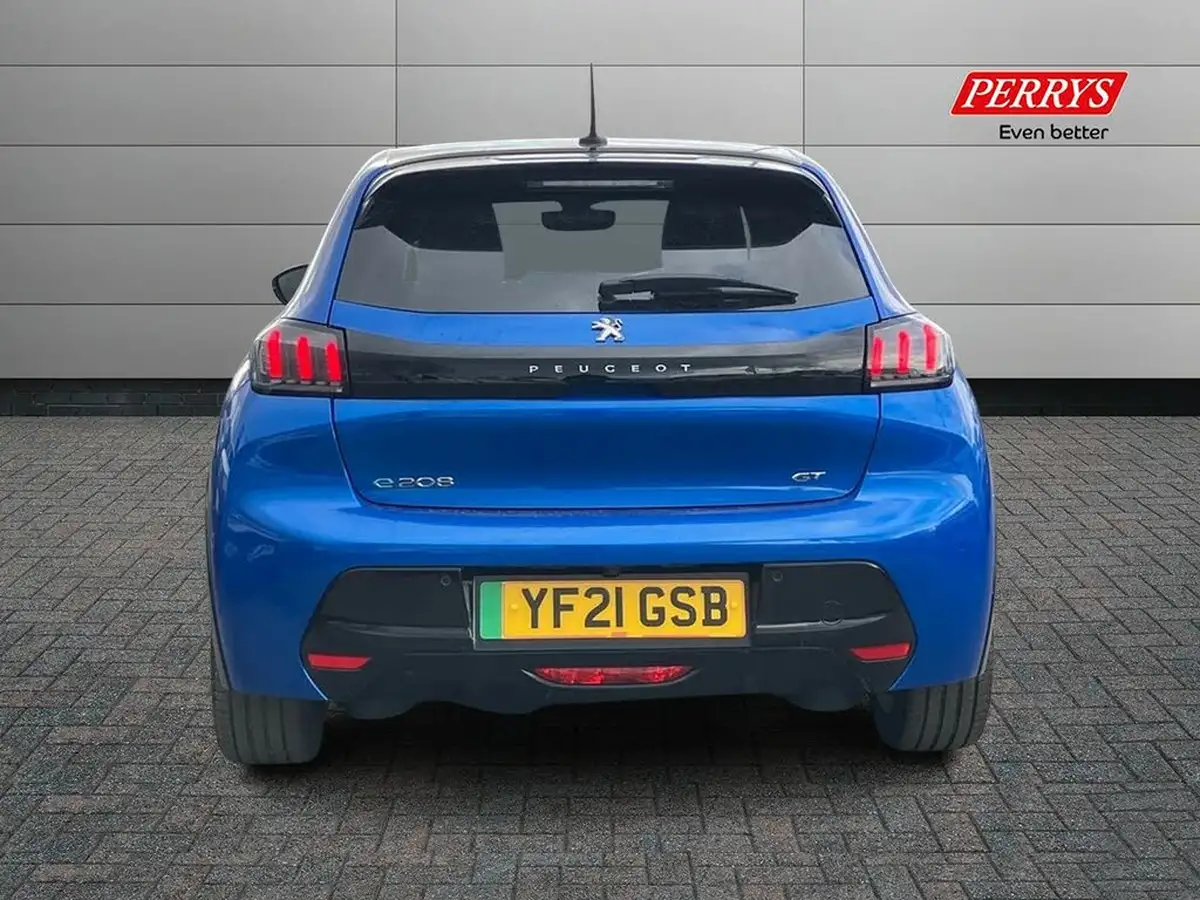 2021-peugeot-208-e-gt-premium-big-4
