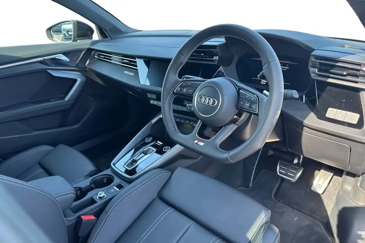 2025-audi-a3-20-35-tdi-black-edition-saloon-4d-big-12