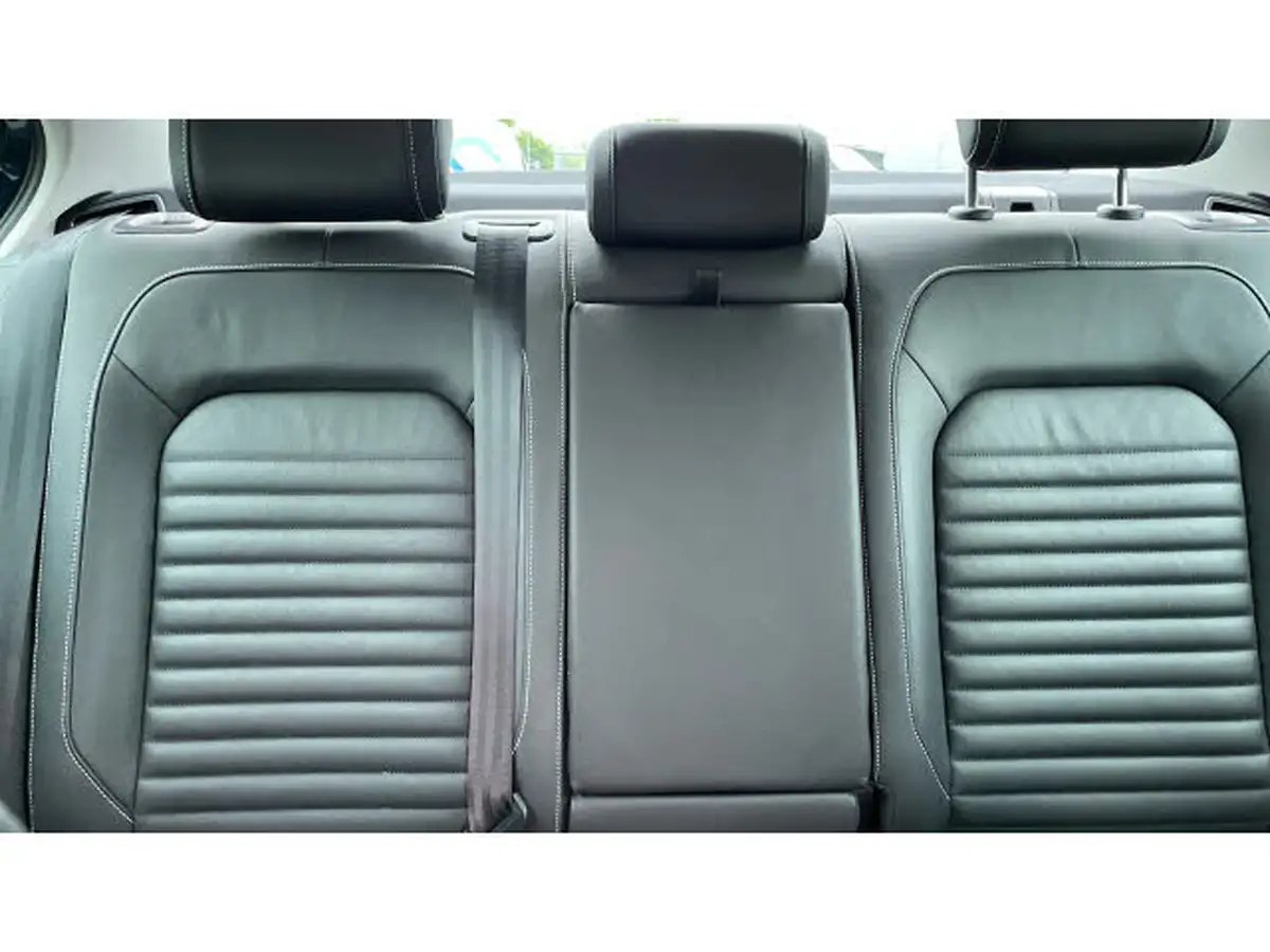 2020-volkswagen-passat-15-tsi-sel-saloon-4d-big-15