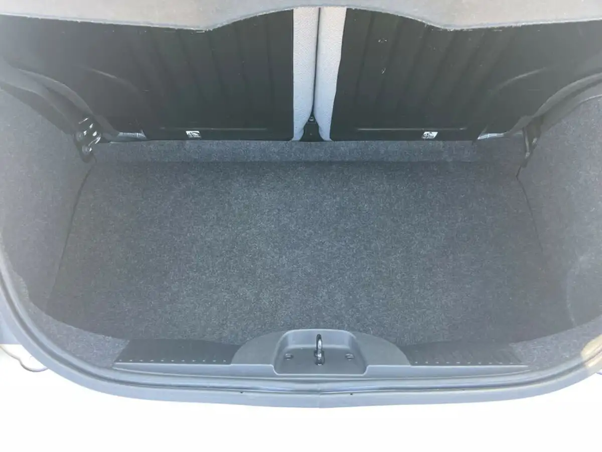 2018-fiat-500-12-lounge-big-51