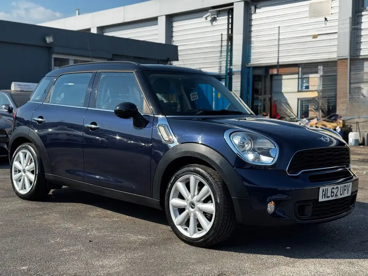 2012-mini-countryman-16-cooper-s-chili-big-0