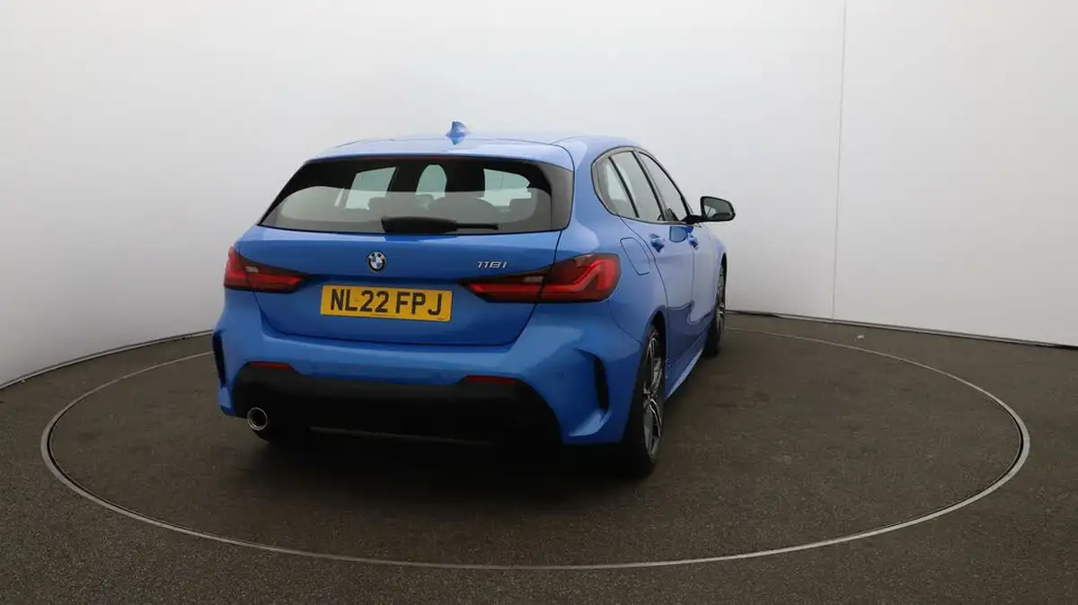 2022-bmw-1-series-15-118i-m-sport-lcp-big-49