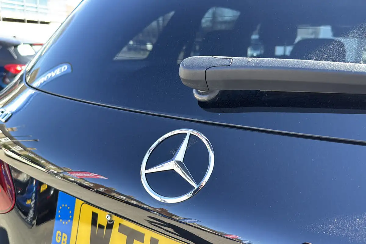 2019-mercedes-benz-glc-class-20-glc250-amg-night-edition-ss-big-23
