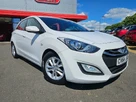 2014-hyundai-i30-16crdi-active-110ps-hatchback-5d-auto-small-3