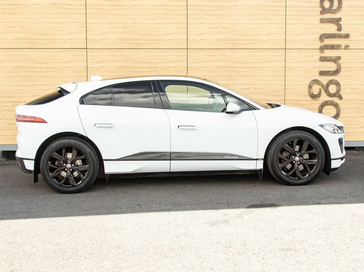 2019-jaguar-i-pace-ev400-se-big-11
