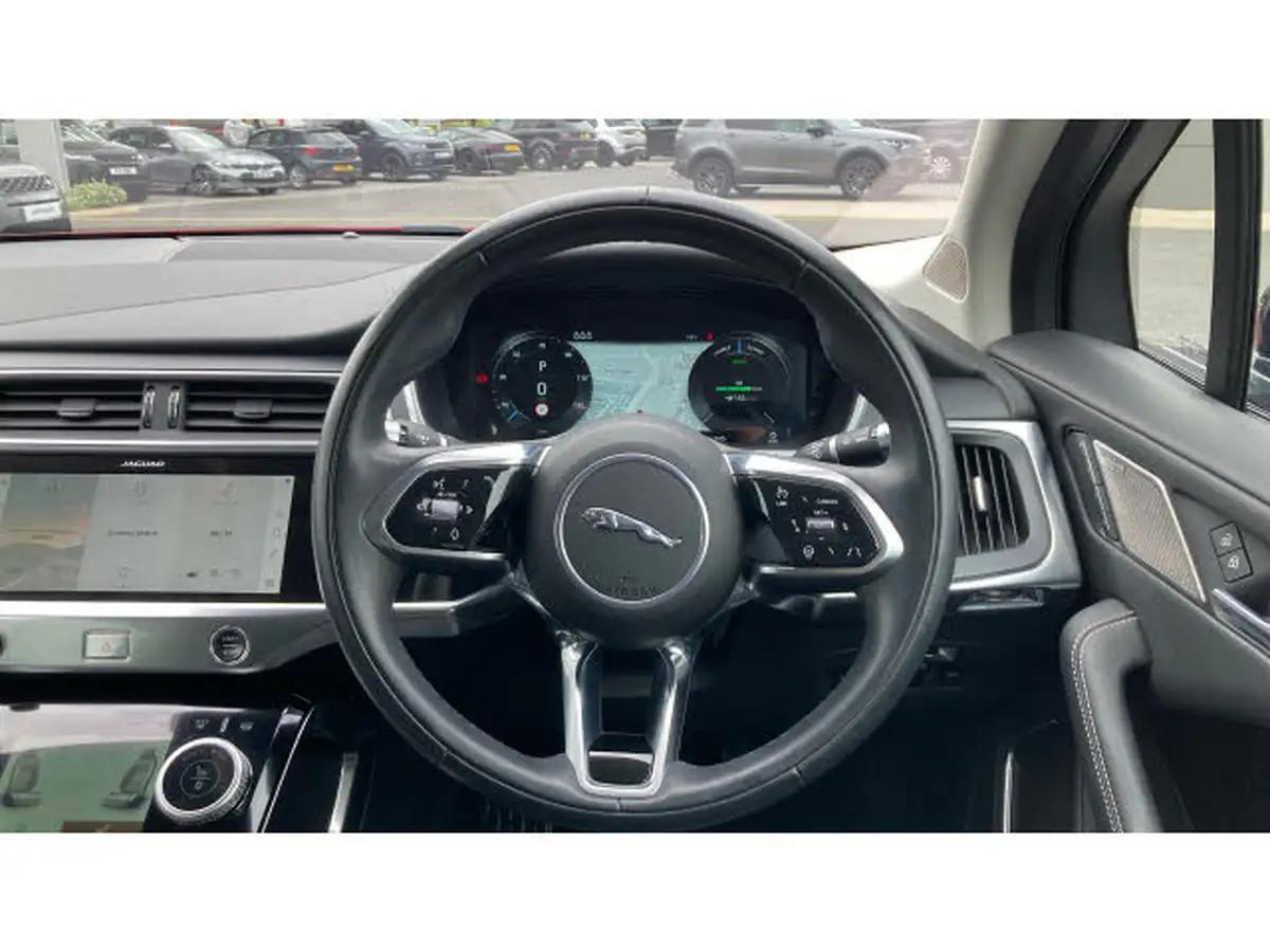 2022-jaguar-i-pace-ev400-hse-big-14