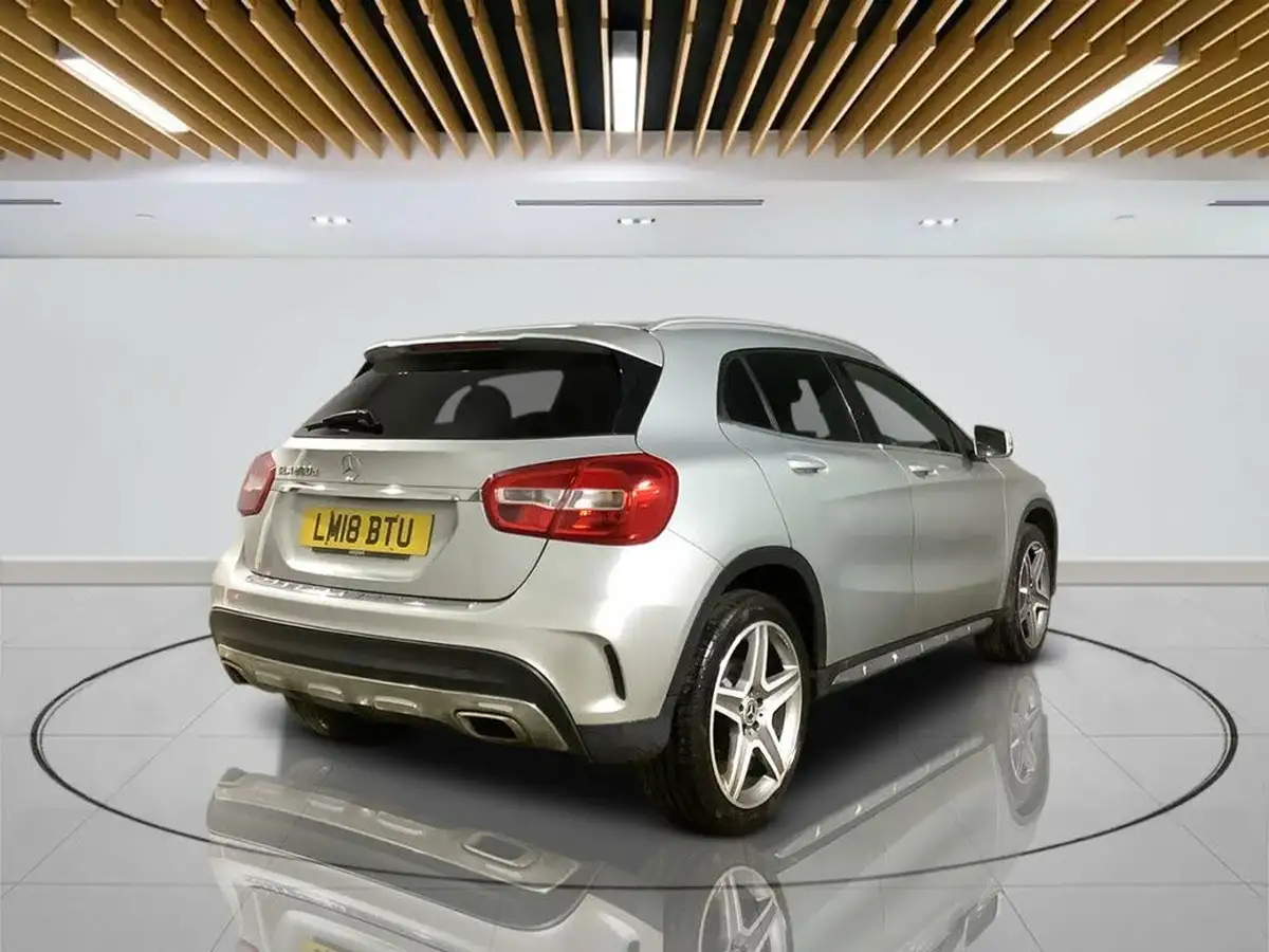 2018-mercedes-benz-gla-class-21d-gla-200d-amg-line-134bhp-ss-7g-dct-big-6