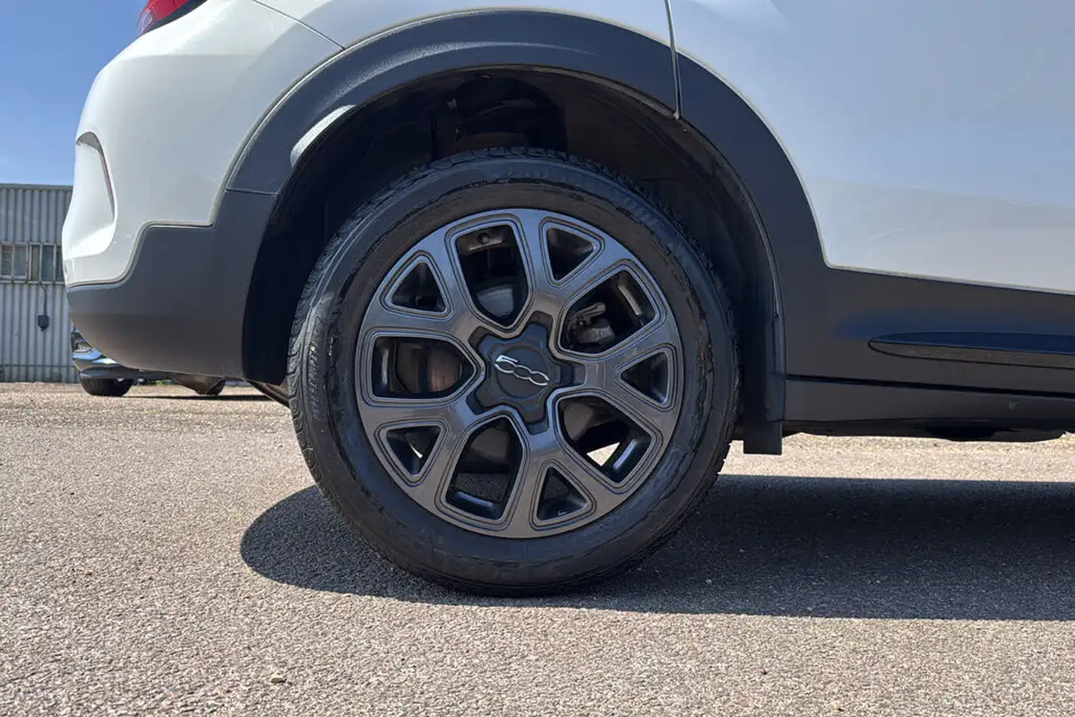 2019-fiat-500x-13-firefly-turbo-120th-big-6