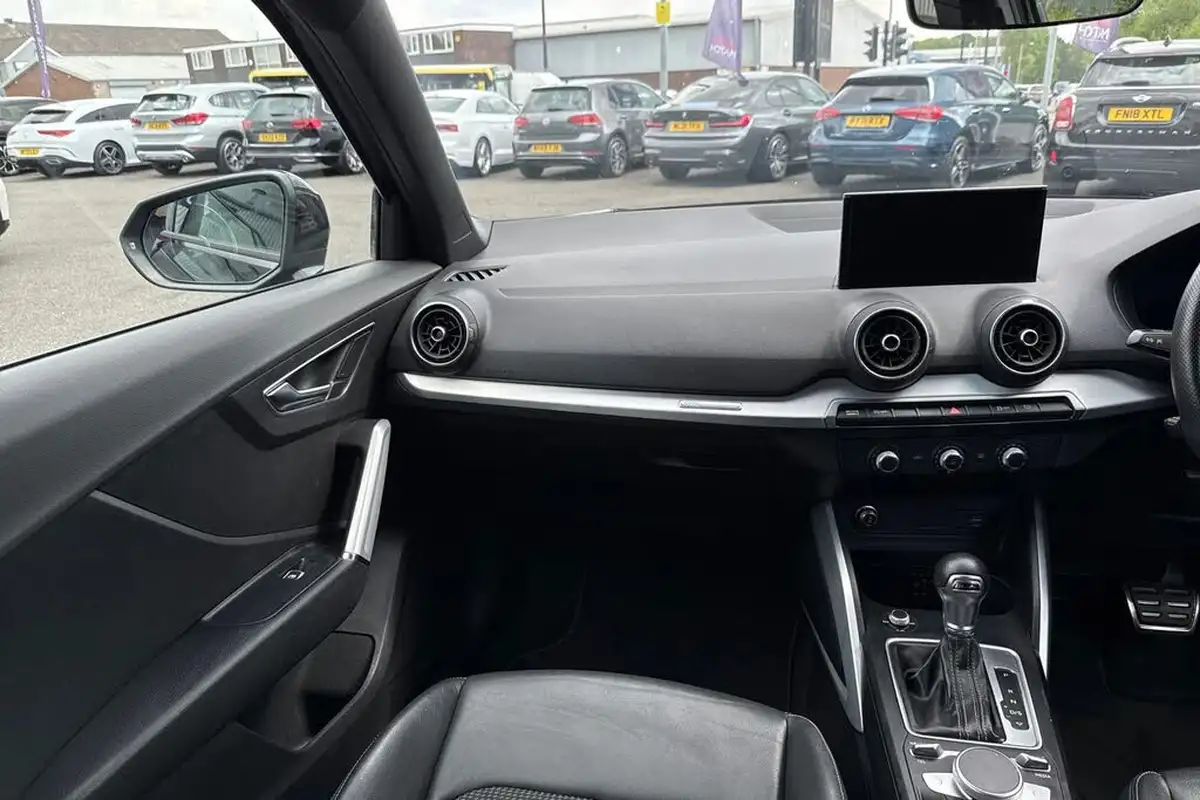 2020-audi-q2-16-30-tdi-s-line-tronic-big-19