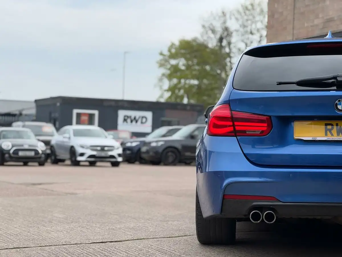 2018-bmw-3-series-20td-320d-m-sport-touring-5d-auto-big-13