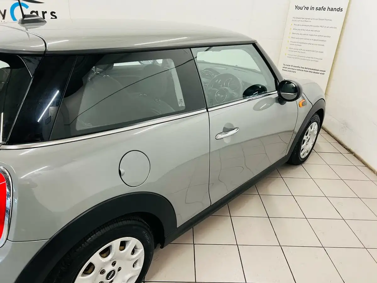 2017-mini-cooper-12-one-3d-big-11