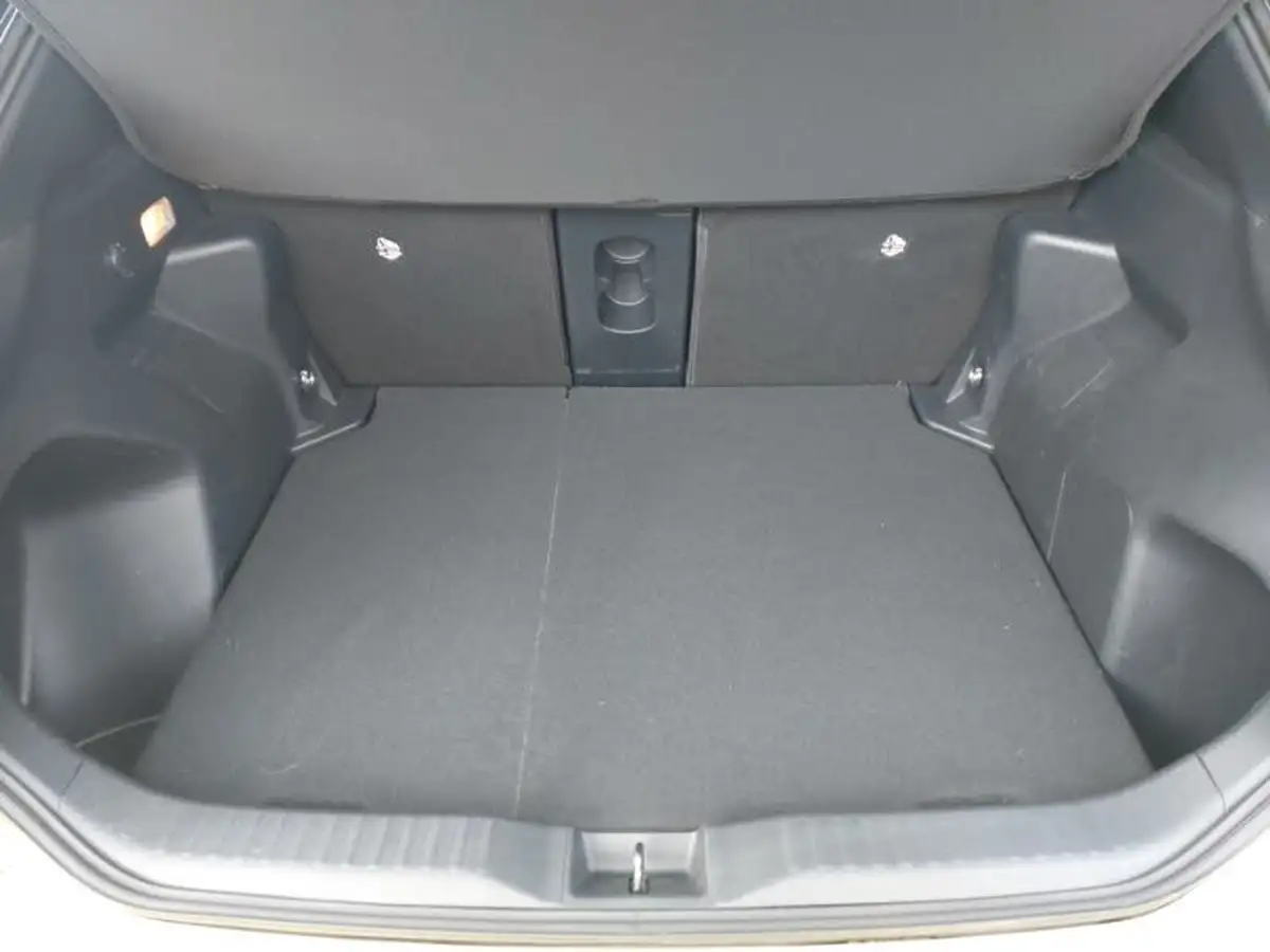 2022-toyota-yaris-cross-15-vvt-i-dynamic-big-7