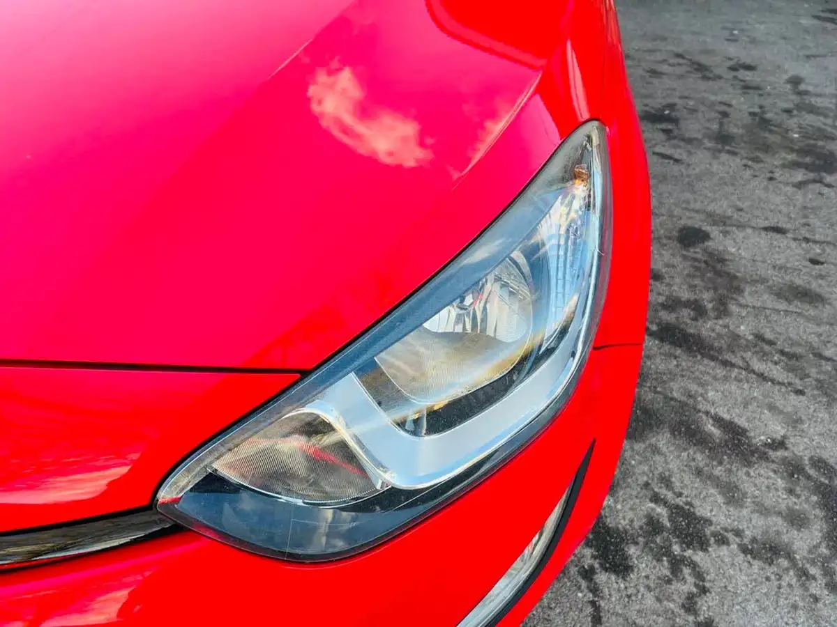 2013-hyundai-i20-12-active-5d-big-27