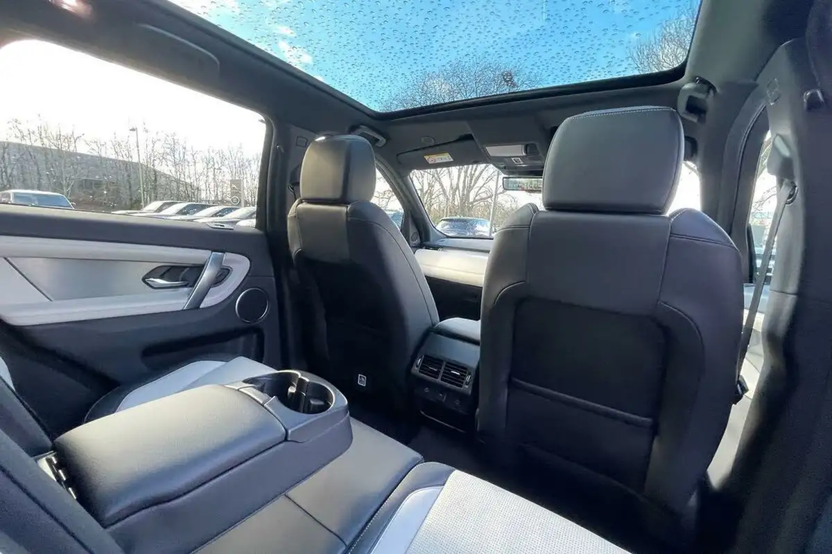 2022-land-rover-discovery-sport-20-d200-urban-edition-big-45