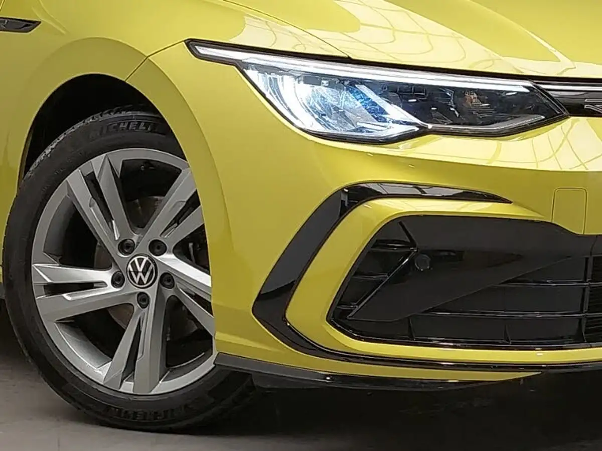 2022-volkswagen-golf-15-etsi-r-line-150ps-hatchback-big-8