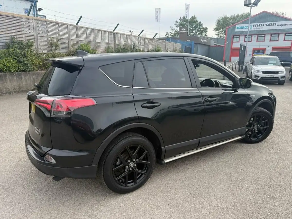 2019-toyota-rav4-25-excel-awd-big-10