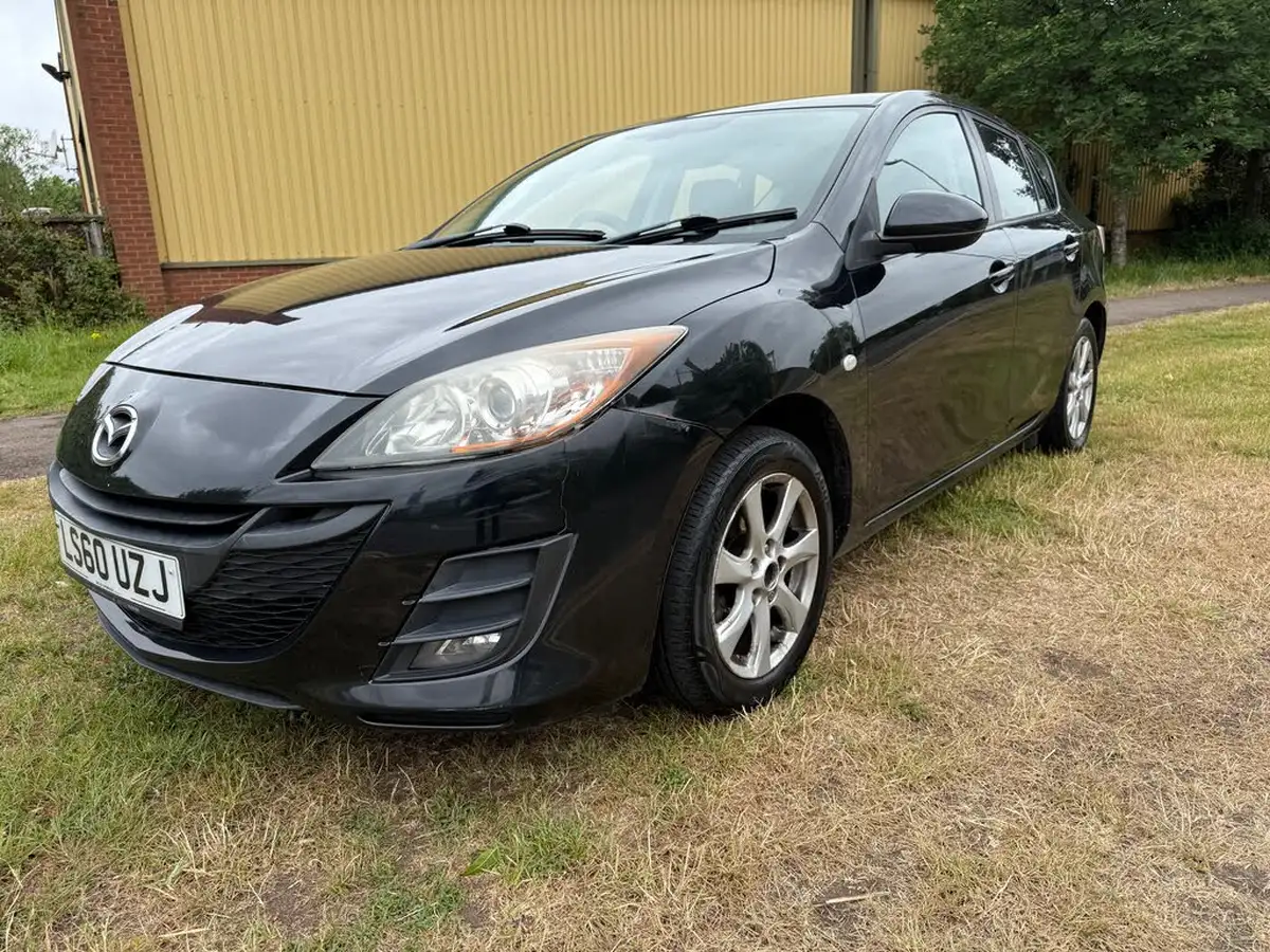 2010-mazda-mazda3-16-ts2-big-1