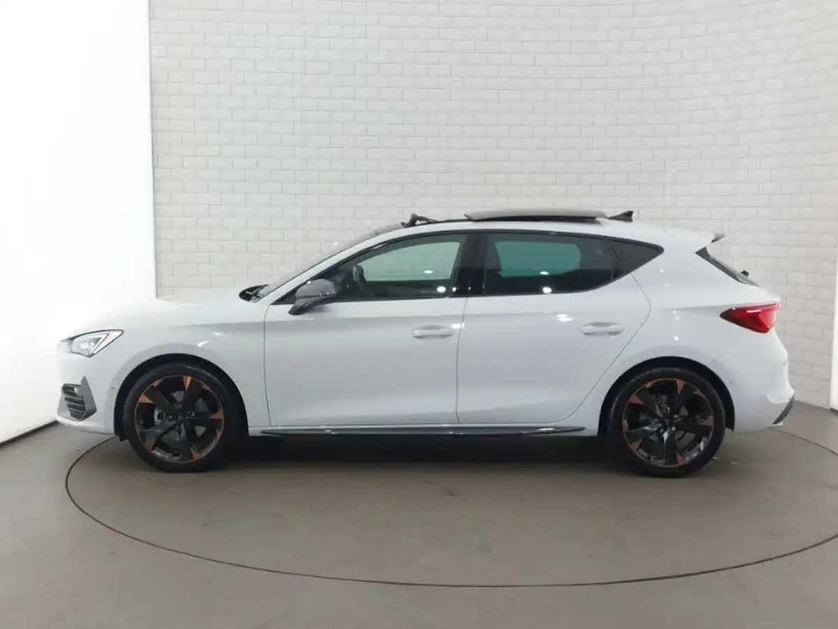2024-cupra-leon-nf-15-etsi-v1-design-edition-hatchback-big-3