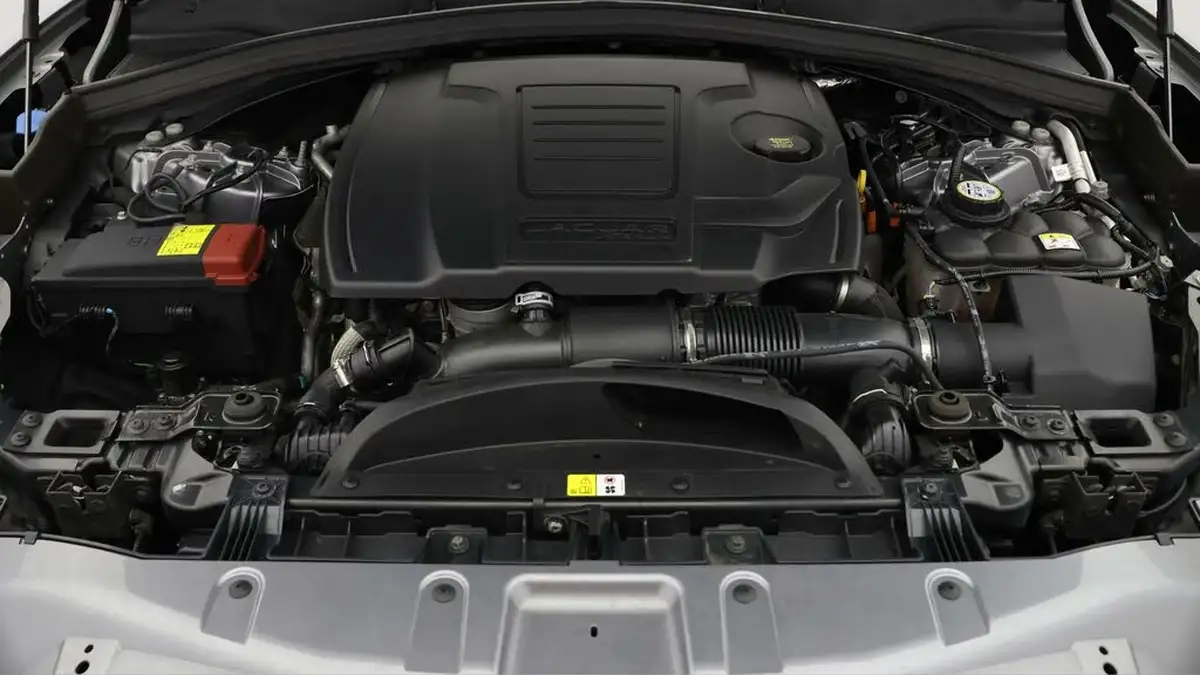 2022-jaguar-f-pace-20-p400e-r-dynamic-se-big-18