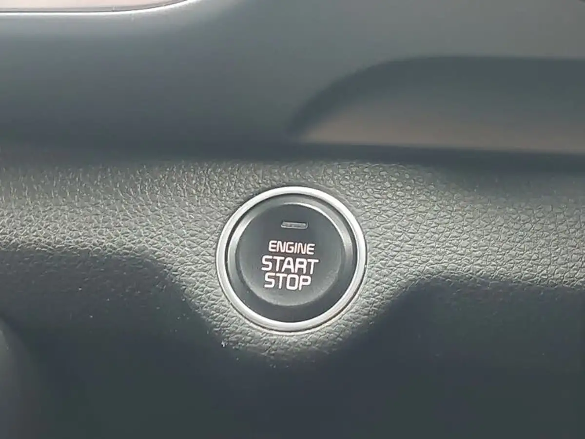 2021-kia-stonic-10-t-gdi-connect-big-17
