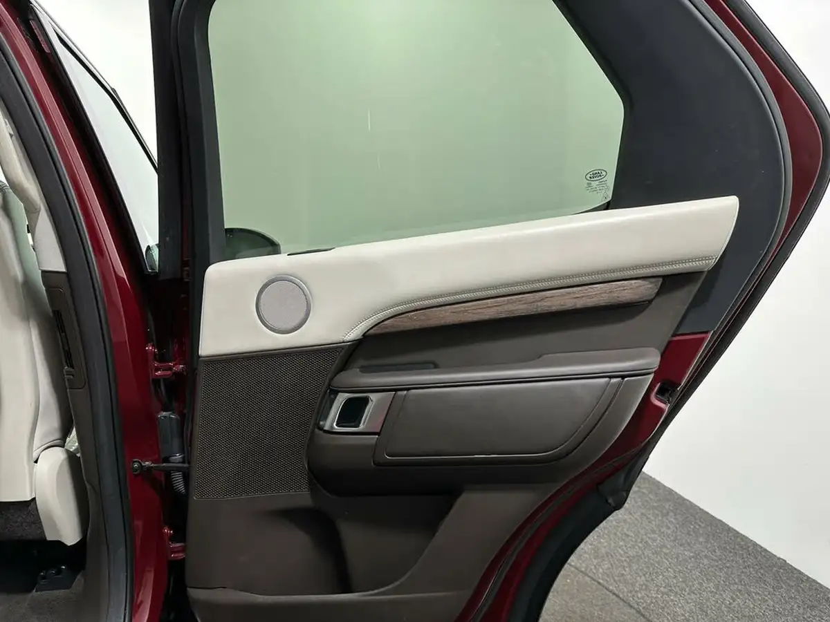 2017-land-rover-discovery-20sd4-hse-luxury-big-53