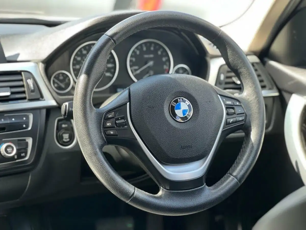 2014-bmw-3-series-20-320i-xdrive-modern-ss-touring-5d-auto-big-21