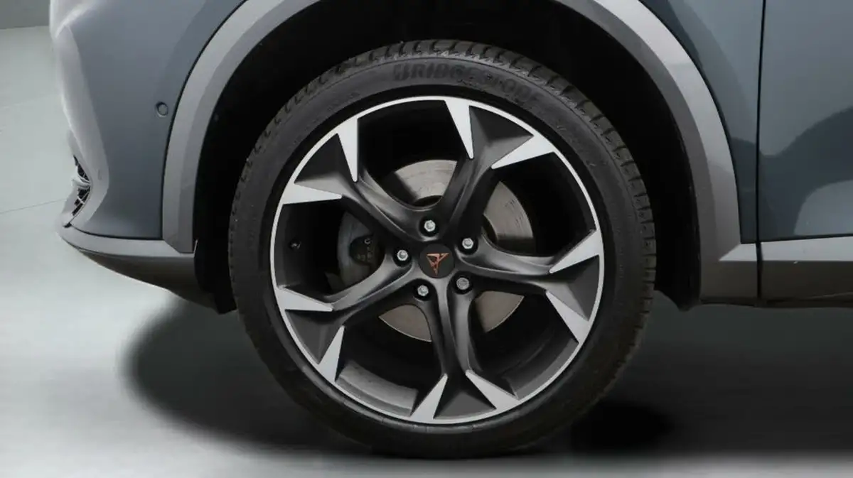 2021-cupra-formentor-15-tsi-v2-big-28