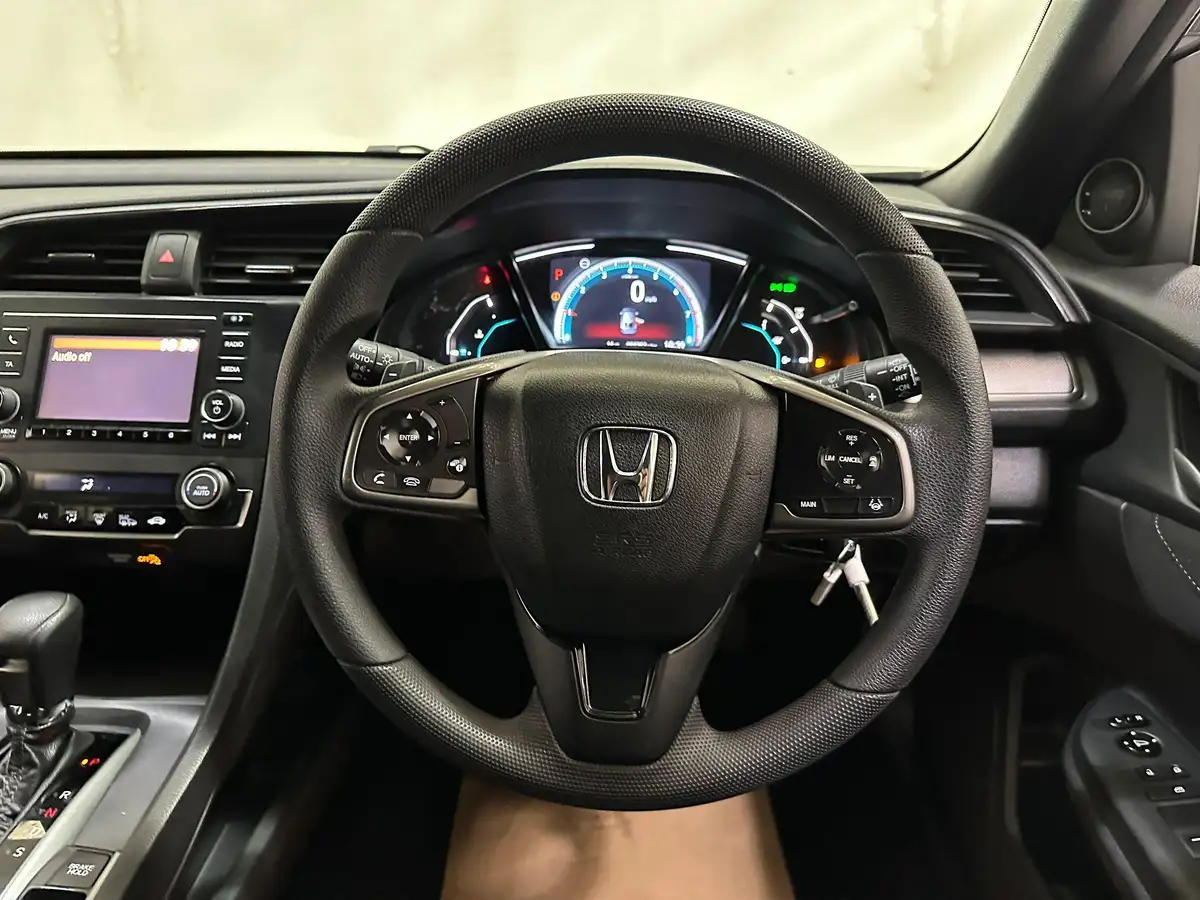 2020-honda-civic-10-vtec-turbo-se-hatchback-5d-cvt-big-8