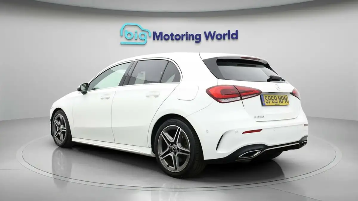 2019-mercedes-benz-a-class-20-a250-amg-line-premium-hatchback-5d-big-4