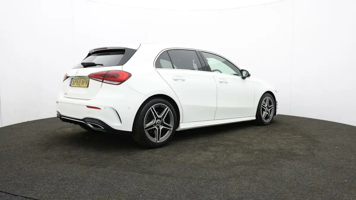2019-mercedes-benz-a-class-20-a250-amg-line-premium-hatchback-5d-big-32