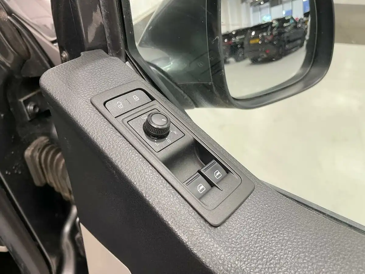 2018-volkswagen-transporter-shuttle-20tdi-t32-s-bmt-swb-150pseu6-dsg-big-66