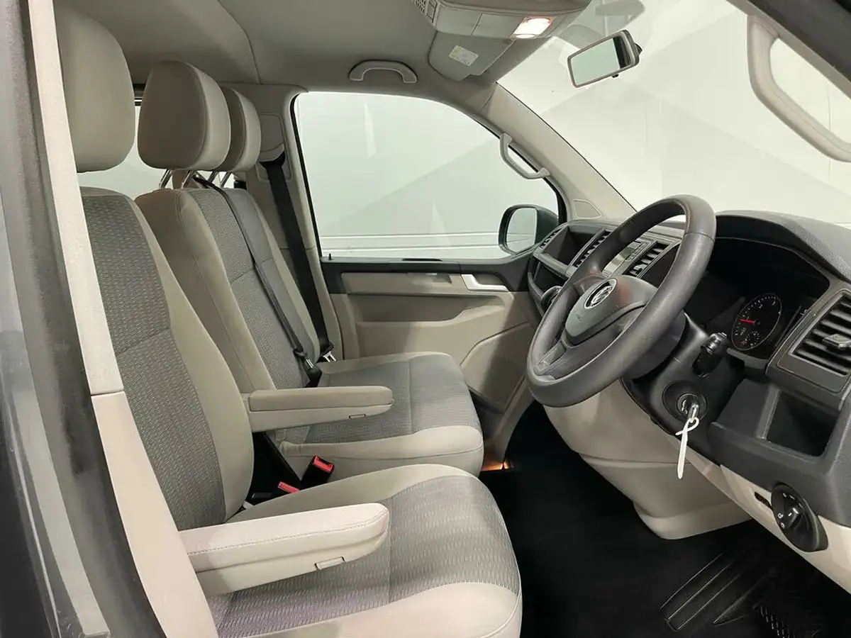 2018-volkswagen-transporter-shuttle-20tdi-t32-s-bmt-swb-150pseu6-dsg-big-18