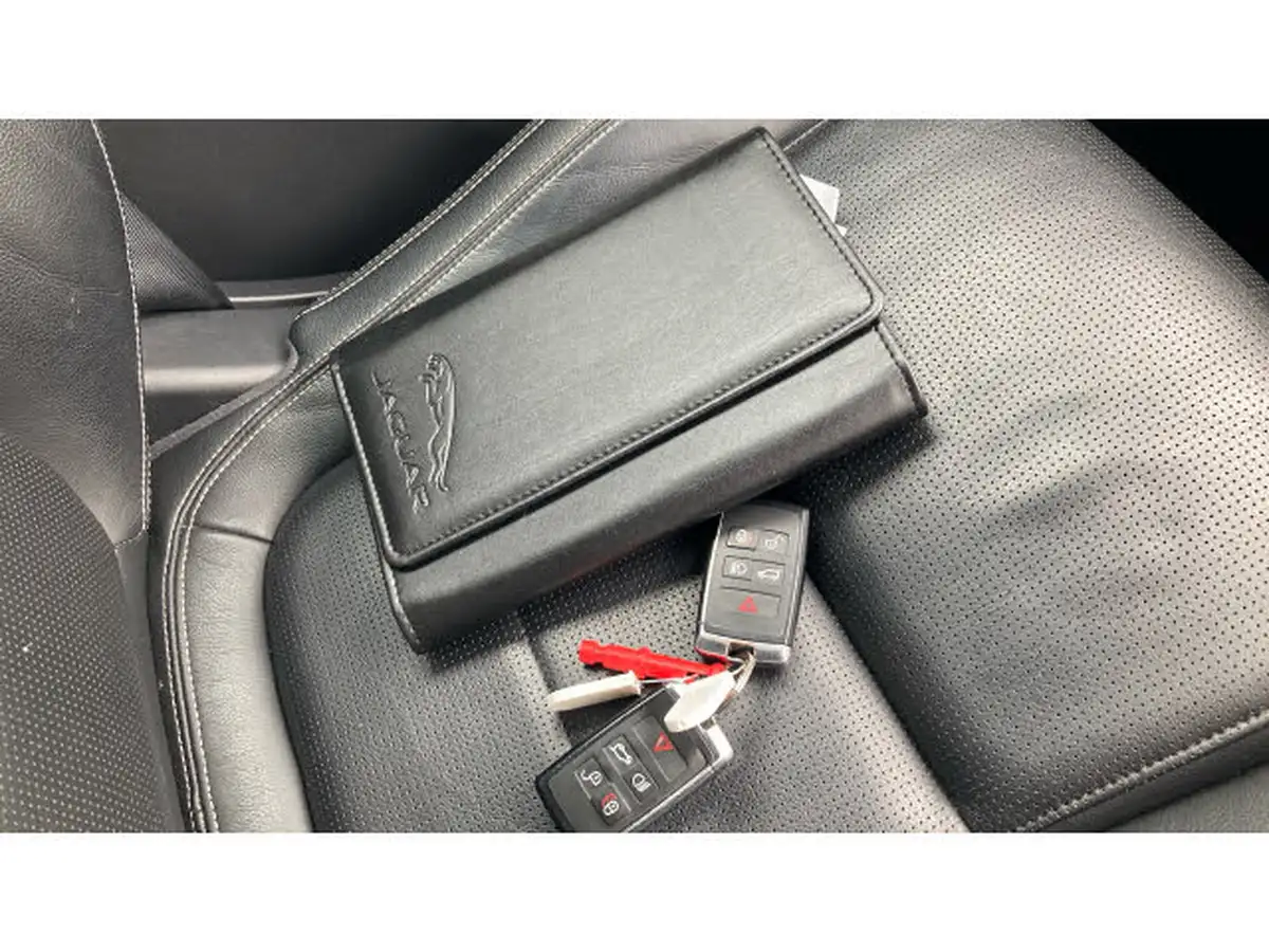 2018-jaguar-e-pace-20-i4d-r-dynamic-se-180ps-ss-big-18